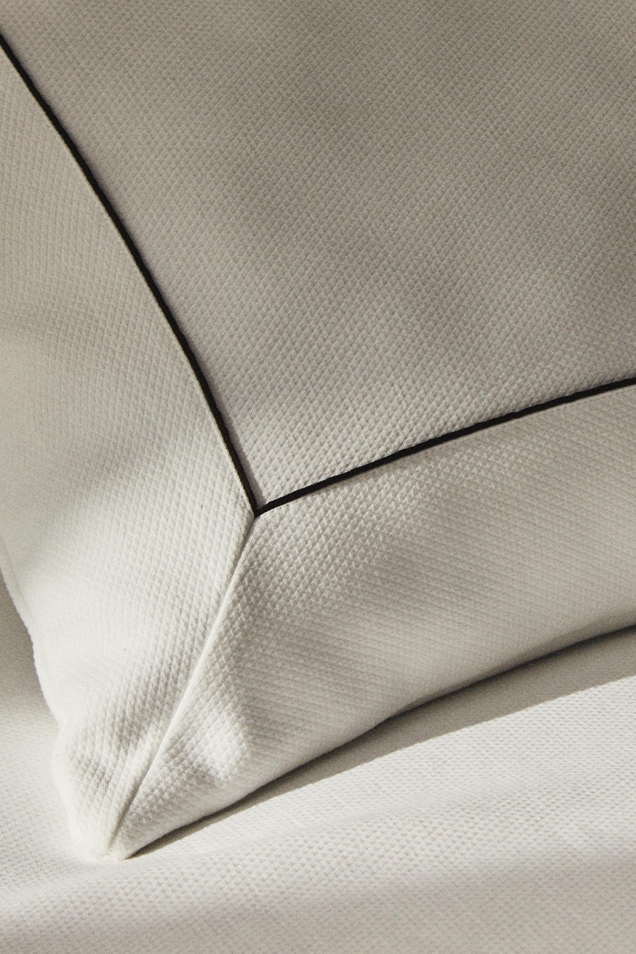 PIPING CUSHION COVER